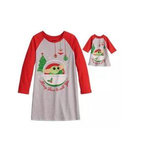 Star Wars The Mandalorian The Child aka Baby Yoda Night Gown & Doll